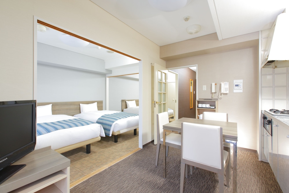 スタンダード トリプルルーム 禁煙 39平米 (清掃なし) 客室1 | ホテルマイステイズ大手前