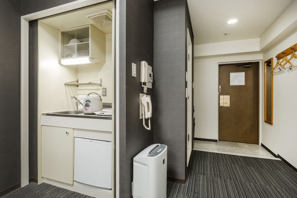 スタンダード セミダブルルーム 禁煙 20平米 (清掃なし) 専用簡易キッチン0 | ホテルマイステイズ大手前