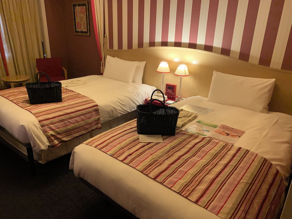 スーペリア ツインルーム (ベッド二台) 26㎡ 禁煙 客室21 | ホテルモントレ京都