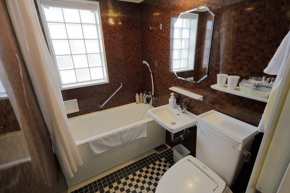 スモールダブルルーム　禁煙 バスルーム0 | ホテルモントレ ラ・スール福岡