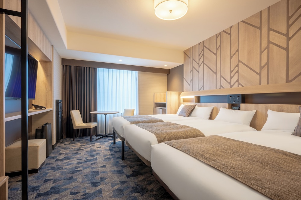 デラックス ツインルーム（16～21階・シングルベッド2台）禁煙 客室の設備とサービス2 | ホテルモントレエーデルホフ札幌