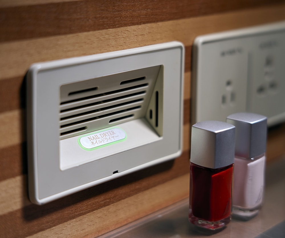 プレミア ルーム シングルベッド 2 台 テクノロジー0 | ザ・ペニンシュラ東京