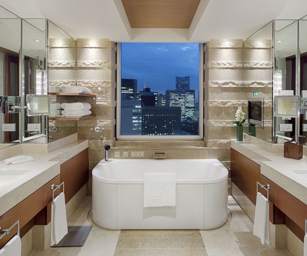 エグゼクティブ スイート ツインベッド 2 台 バスルーム0 | ザ・ペニンシュラ東京