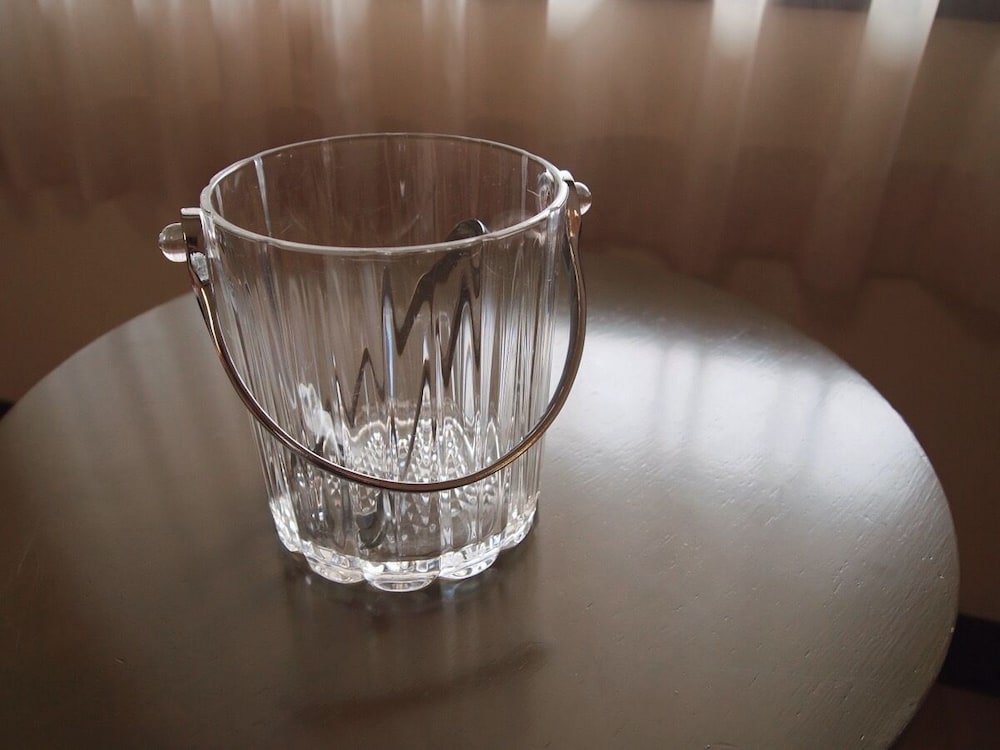 ダブルルーム 18平米 禁煙 客室7 | ホテルモントレ ラ・スール大阪