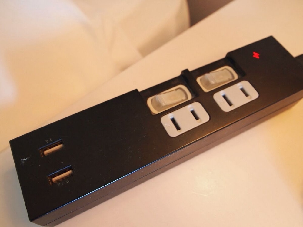 ダブルルーム 18平米 禁煙 客室13 | ホテルモントレ ラ・スール大阪