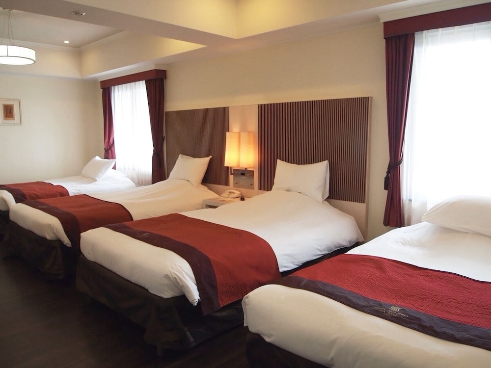 ファミリールーム 39平米 禁煙 | ホテルモントレ ラ・スール大阪