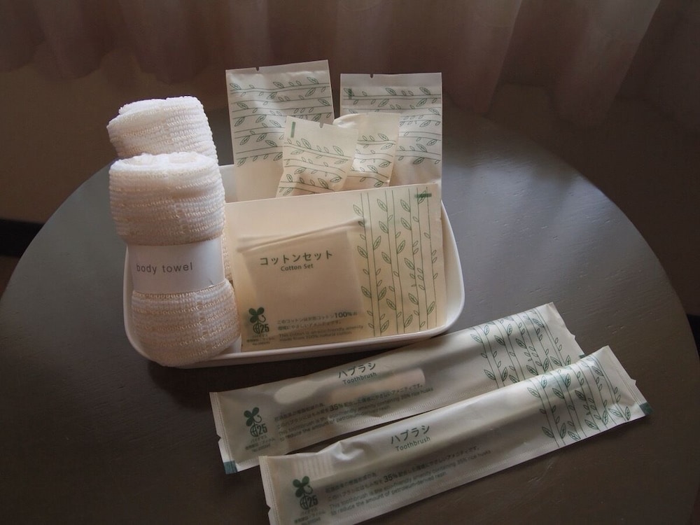 ダブルルーム 18平米 禁煙 客室6 | ホテルモントレ ラ・スール大阪