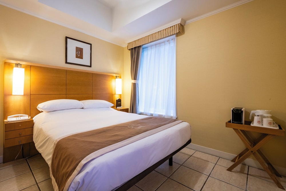 スタンダードダブルルーム 禁煙 (18.4平米) | ホテルモントレ ラ・スール ギンザ