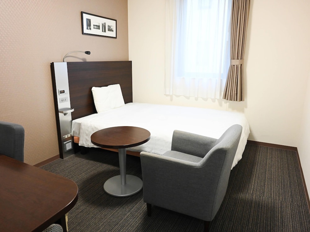 スーペリア ルーム ダブルベッド 1 台 禁煙 | コンフォート ホテル 仙台西口