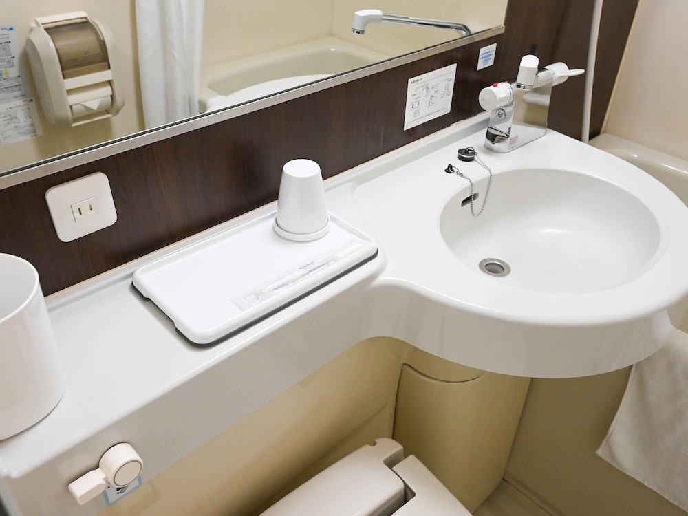 ルーム ダブルベッド 1 台 禁煙 バスルーム0 | コンフォート ホテル 仙台西口