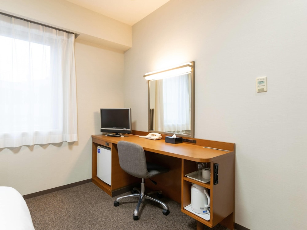 ルーム クイーンベッド 1 台 禁煙 客室1 | コンフォートホテル富山駅前