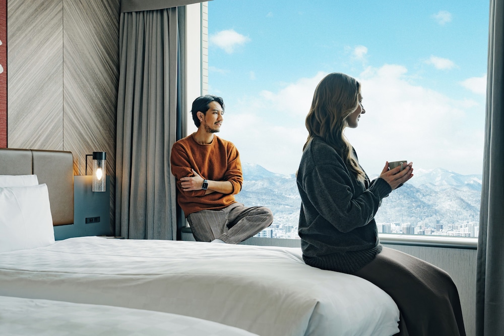 トリプル※ツイン+ソファーベッド クラブラウンジ利用込 (22階以上, 42平米) [禁煙] 客室2 | 札幌プリンスホテル