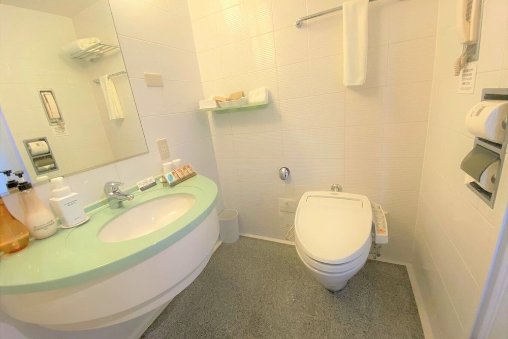 スーペリア ツインルーム シングルベッド 2 台 禁煙 施設内の設備0 | 札幌プリンスホテル