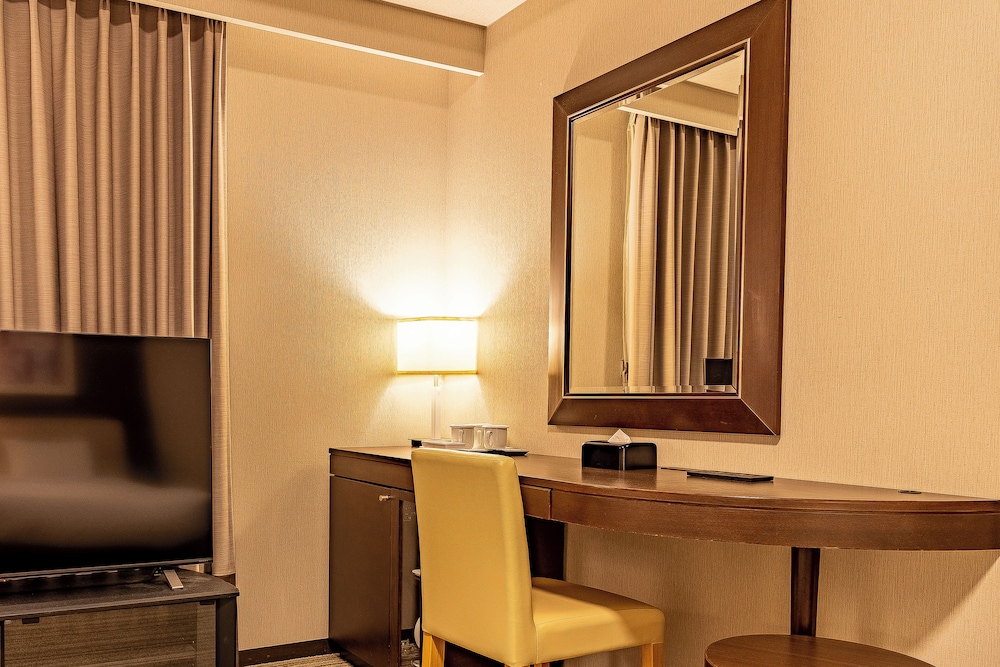スタンダード トリプルルーム 禁煙 客室1 | ホテルサンルートプラザ新宿