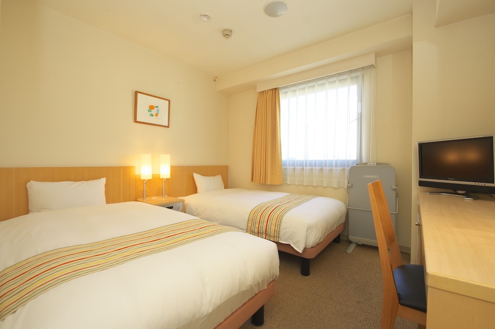 スタンダード ツインルーム 禁煙 (15 ㎡) | チサン ホテル 広島