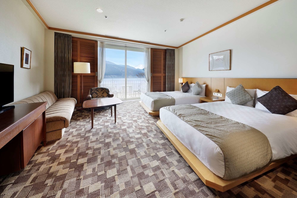 ツインルーム 禁煙 レイクビュー 客室1 | ザ・プリンス 箱根芦ノ湖