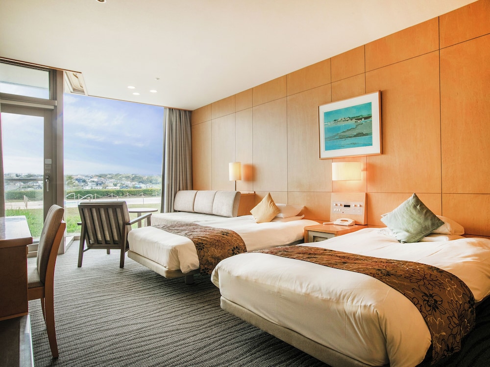 ツインルーム A - 富士山・江の島と相模湾を望む - | 鎌倉プリンスホテル
