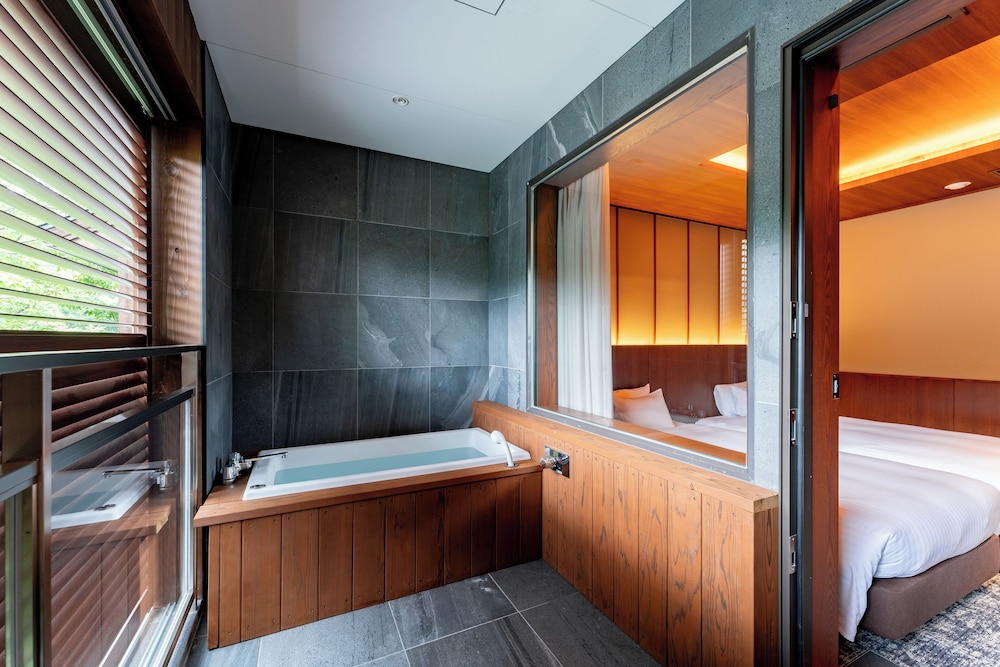 エグゼクティブ スイート 禁煙 バルコニー0 | ホテルシェラリゾート白馬