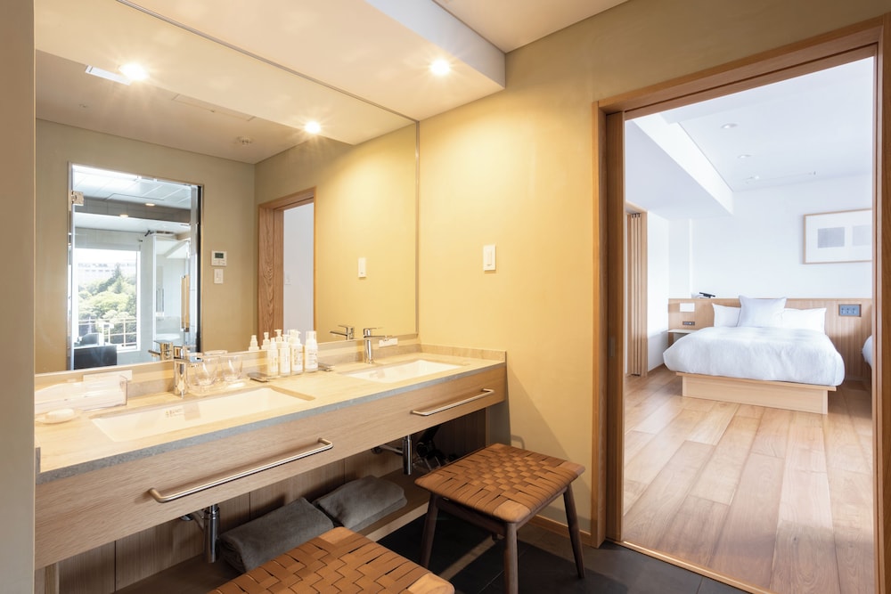 エグゼクティブ スイート 専用バスルーム マウンテンビュー 客室4 | 有馬温泉 高山荘 華野 –大人限定
