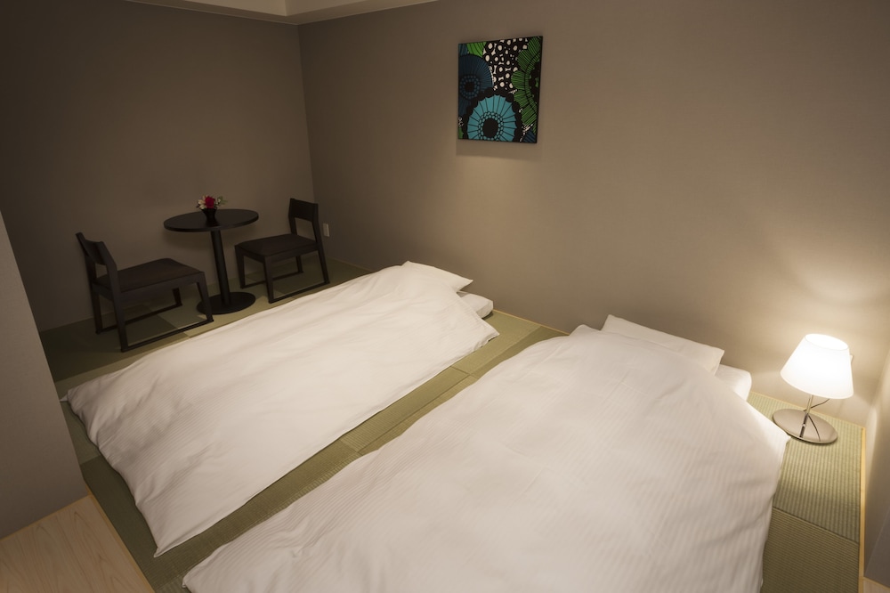 ツインルーム 禁煙 (with Tatami, East Building) リビング エリア0 | 札幌グランドホテル