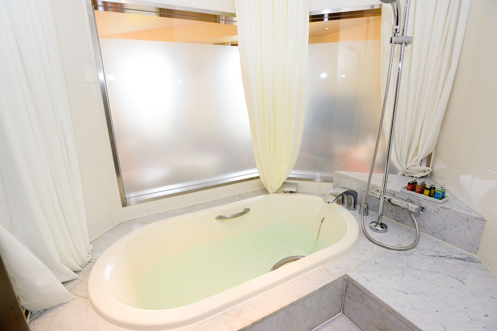 エグゼクティブ プレミアム ダブル バスルーム0 | 札幌パークホテル