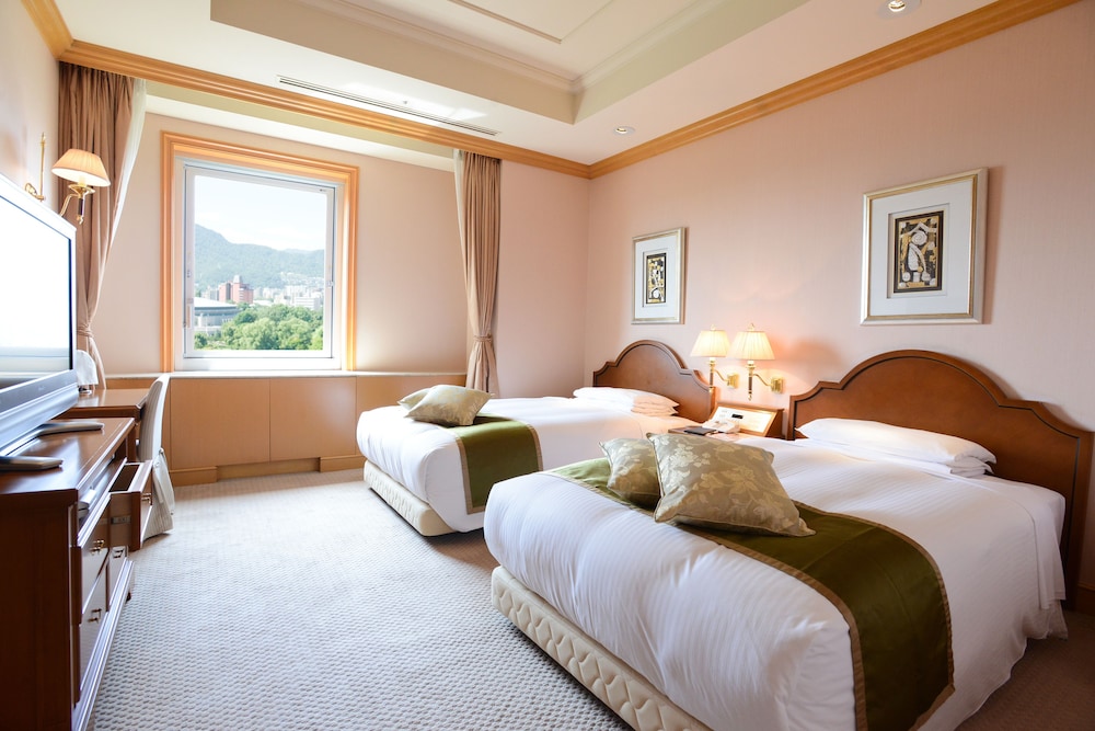 エグゼクティブ インペリアル スイートルーム 客室1 | 札幌パークホテル