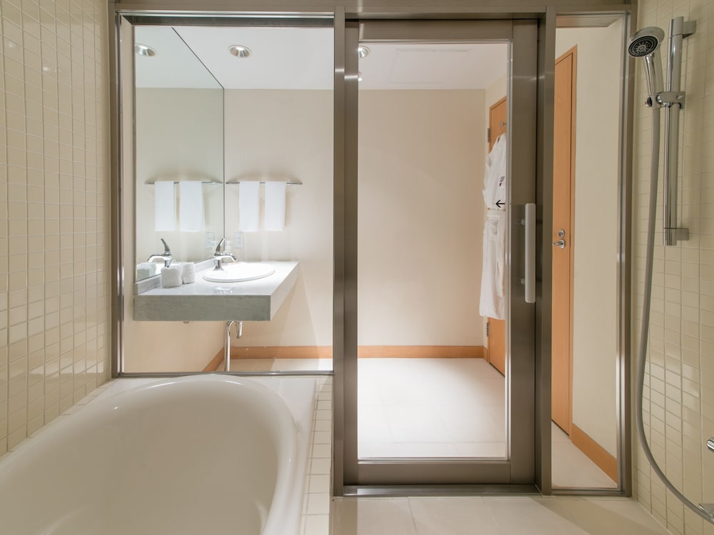 エグゼクティブ ファミリー ルーム (2名) バスルーム0 | 札幌パークホテル