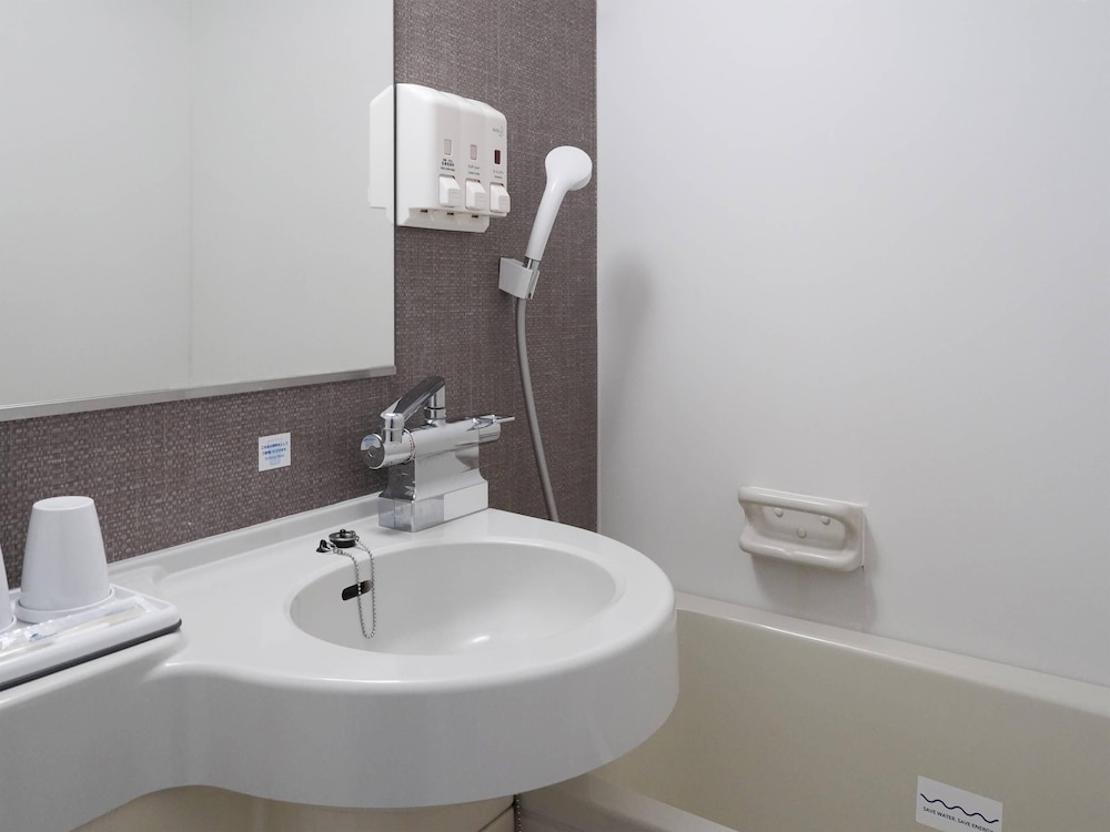 ダブルエコノミー 禁煙 バスルーム0 | コンフォート ホテル 東京東日本橋