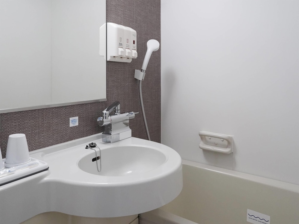 ダブルエコノミー 禁煙 客室3 | コンフォート ホテル 東京東日本橋