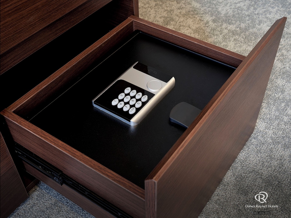 スタンダード ダブルルーム ダブルベッド 1 台 禁煙 セーフティボックス0 | ダイワロイネットホテル水戸