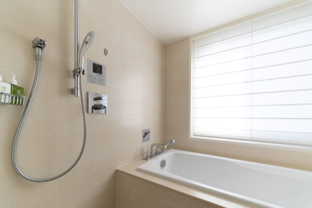 エグゼクティブツイン 禁煙 バスルーム1 | ホテルアソシア新横浜