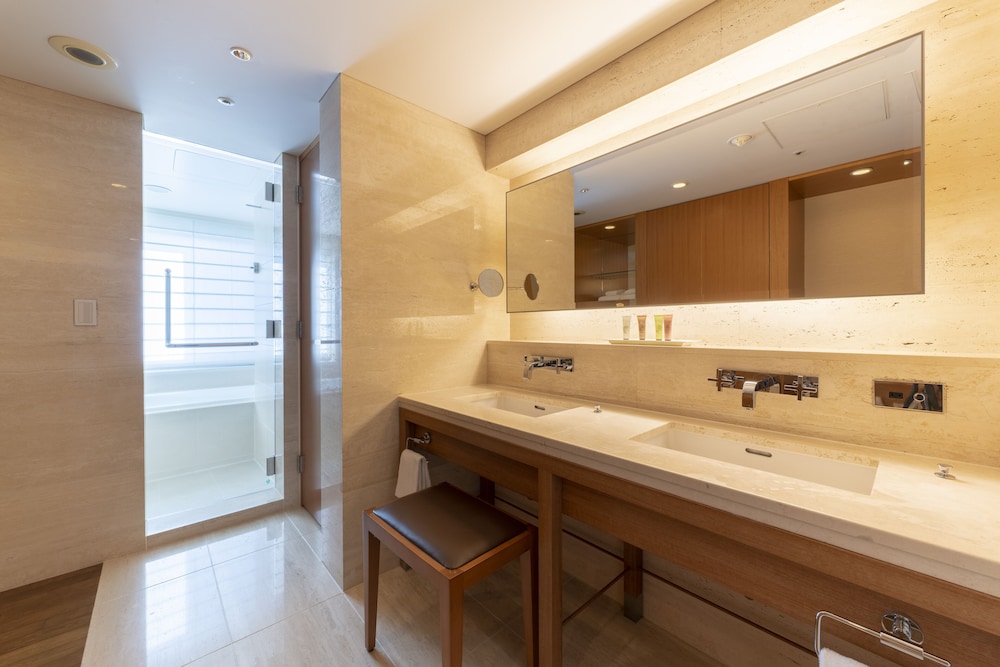 エグゼクティブダブル 禁煙 バスルーム1 | ホテルアソシア新横浜