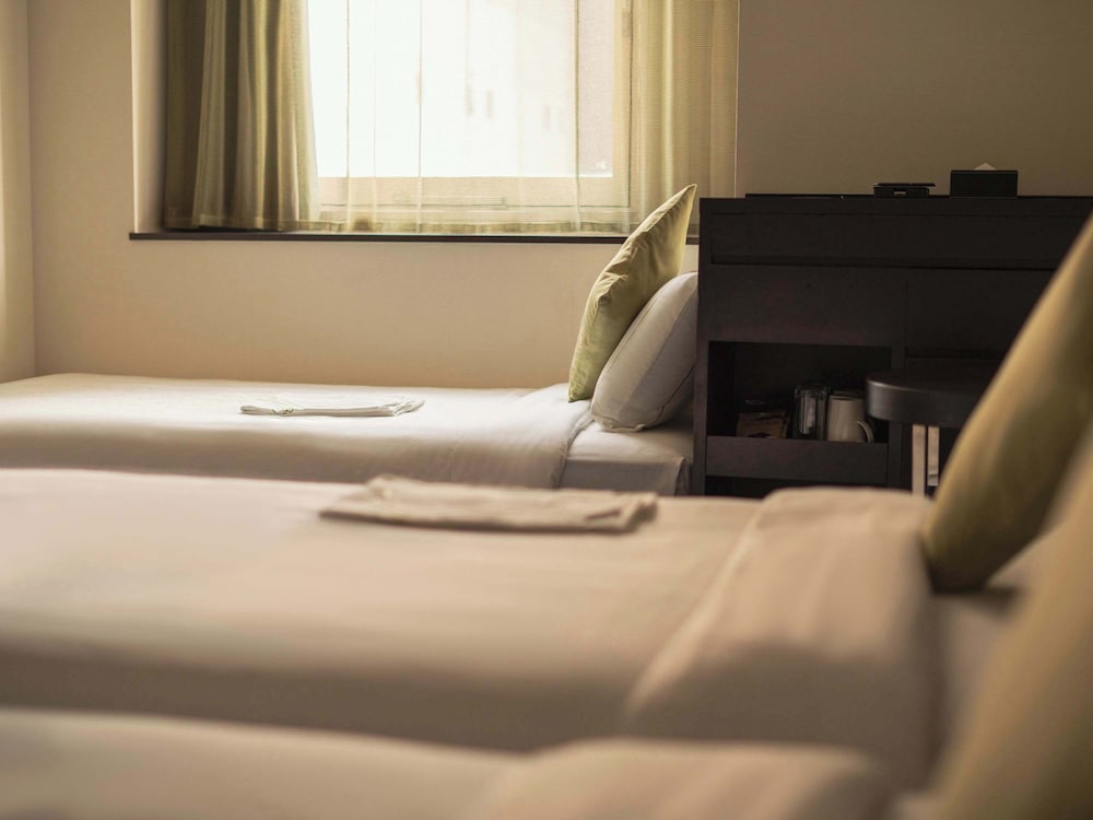 デラックス コーナールーム トリプル 禁煙(27㎡, ベッド3台) 客室3 | ホテルブライトンシティ大阪北浜