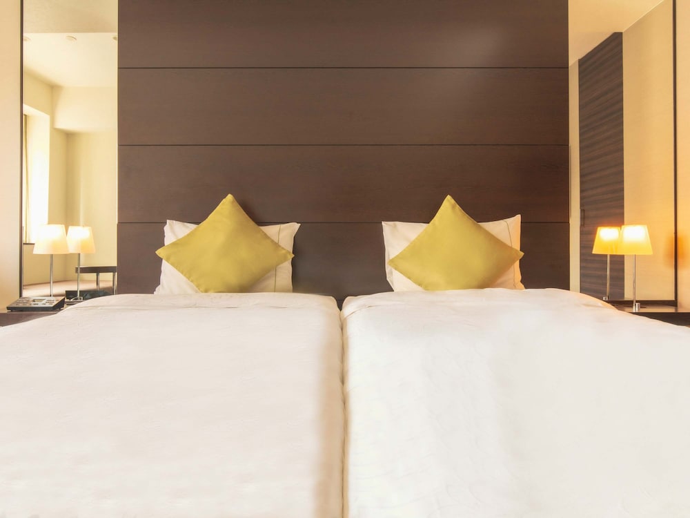 デラックス コーナールーム トリプル 禁煙(27㎡, ベッド3台) 客室1 | ホテルブライトンシティ大阪北浜