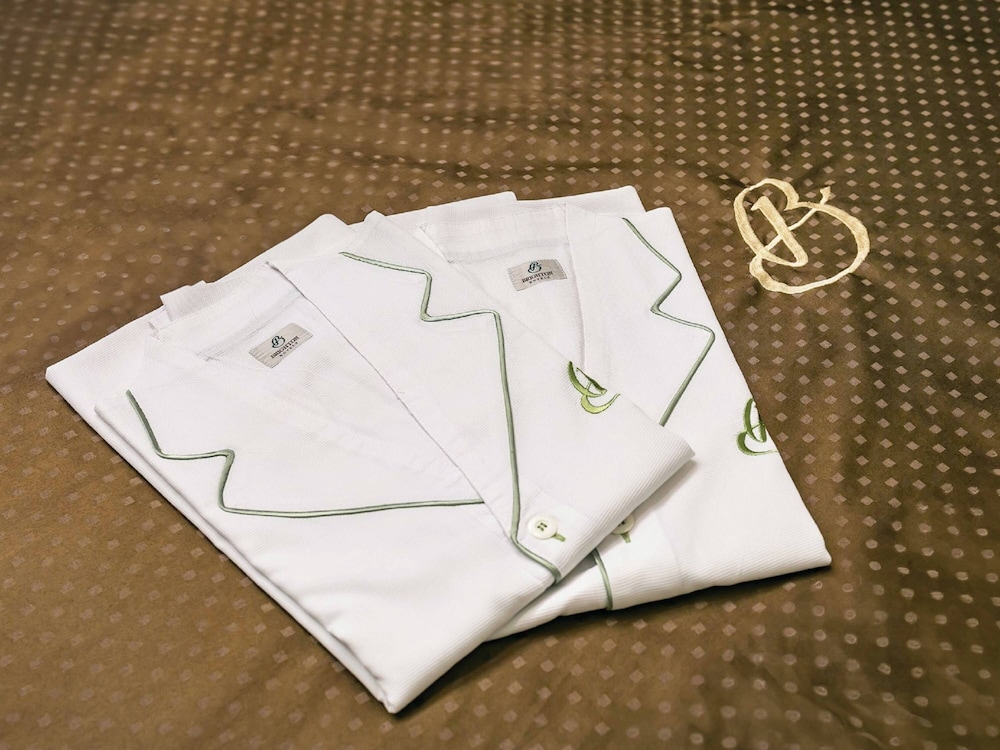 スーペリアルーム ツイン 禁煙(20㎡, ベッド2台) 客室の設備とサービス2 | ホテルブライトンシティ大阪北浜