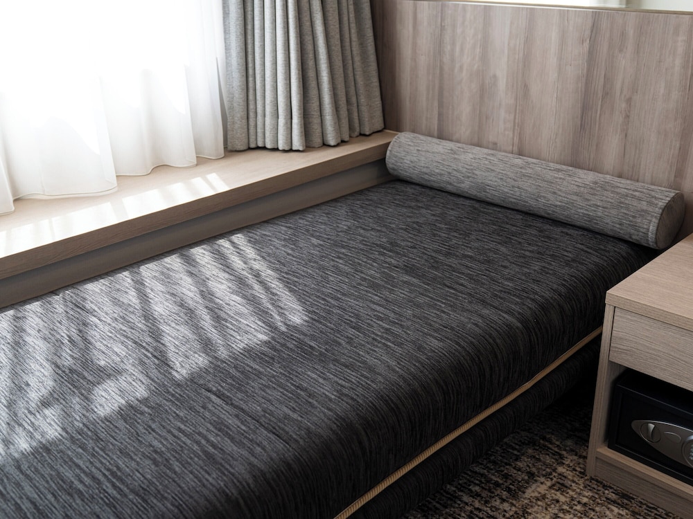 プレミアツインルーム　禁煙（20㎡、ベッド2台） 客室2 | ホテルブライトンシティ大阪北浜