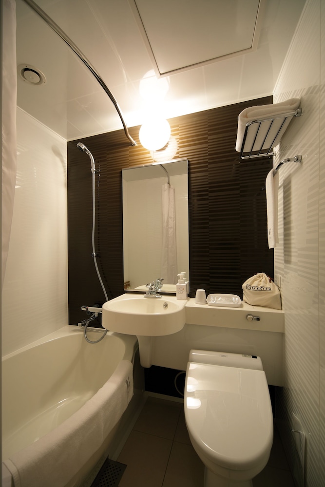 スタンダード ダブルルーム 禁煙 バスルーム0 | JR 西日本グループ ヴィアイン東銀座