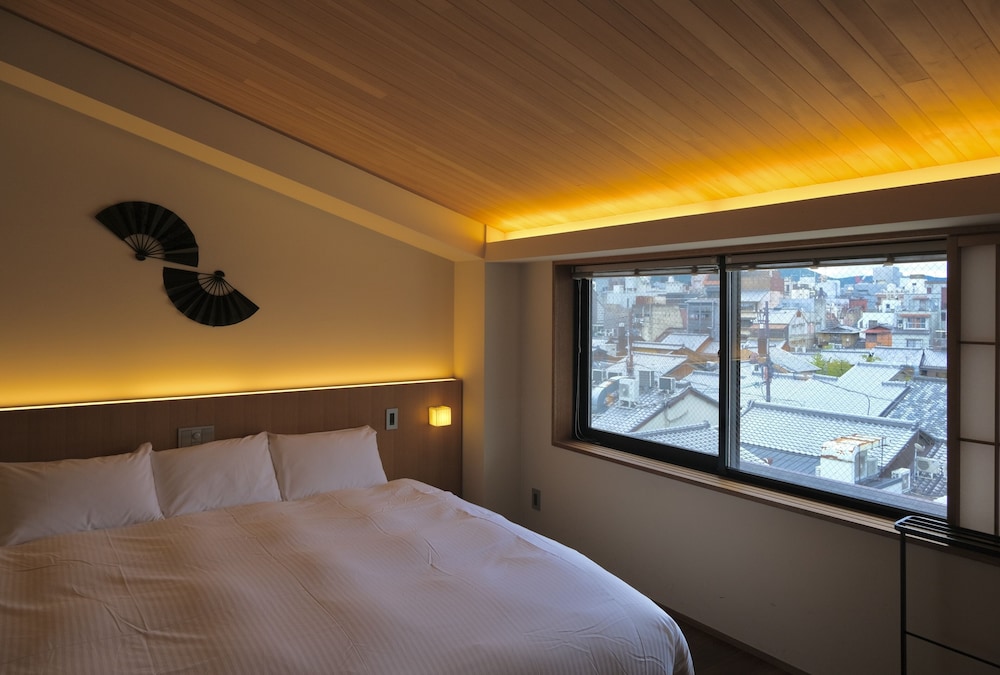 デラックス キングルーム 禁煙 シティ ビュー1 | ぎおん美先