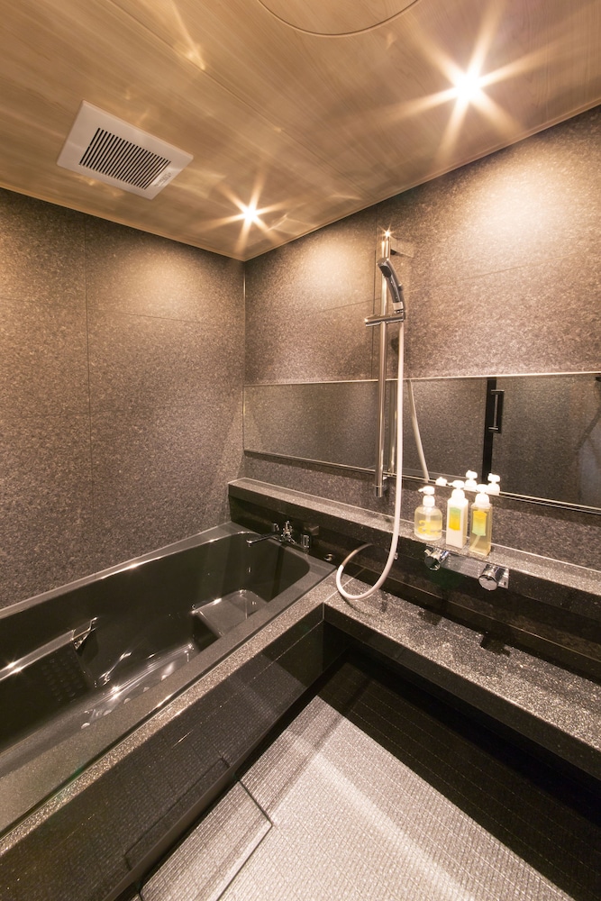 デラックス ツインルーム 禁煙 深めの浴槽0 | ぎおん美先