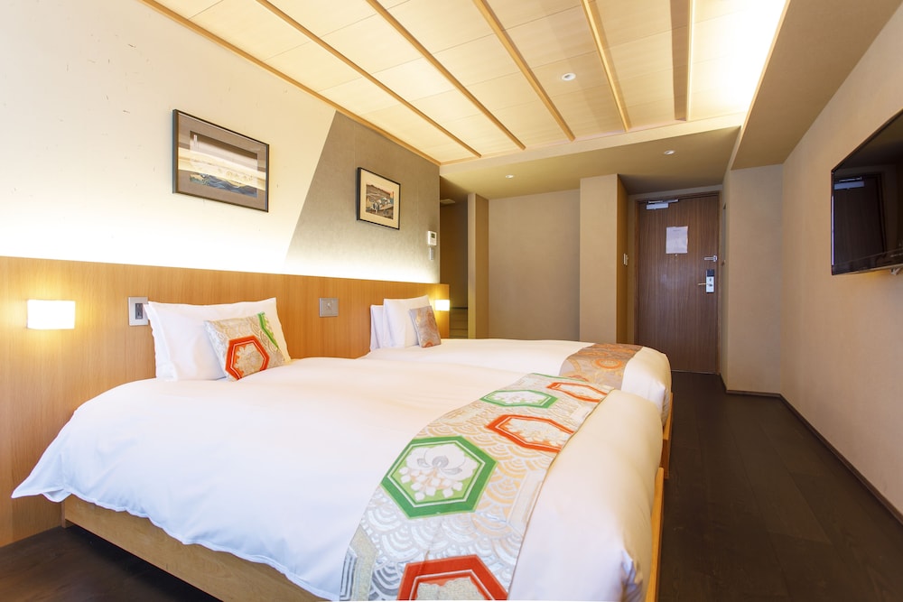 コンフォートツインルーム 禁煙 客室3 | ぎおん美先