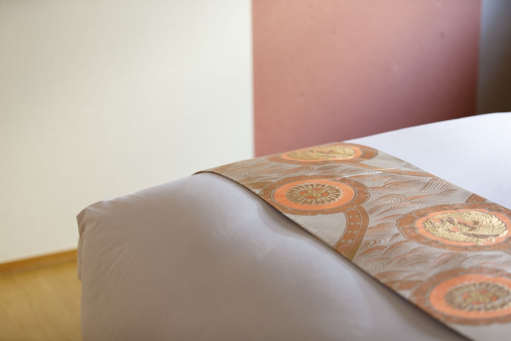 スーペリアクイーンルーム 禁煙 客室4 | ぎおん美先