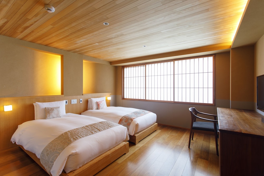 デラックス ツインルーム 禁煙 | ぎおん美先