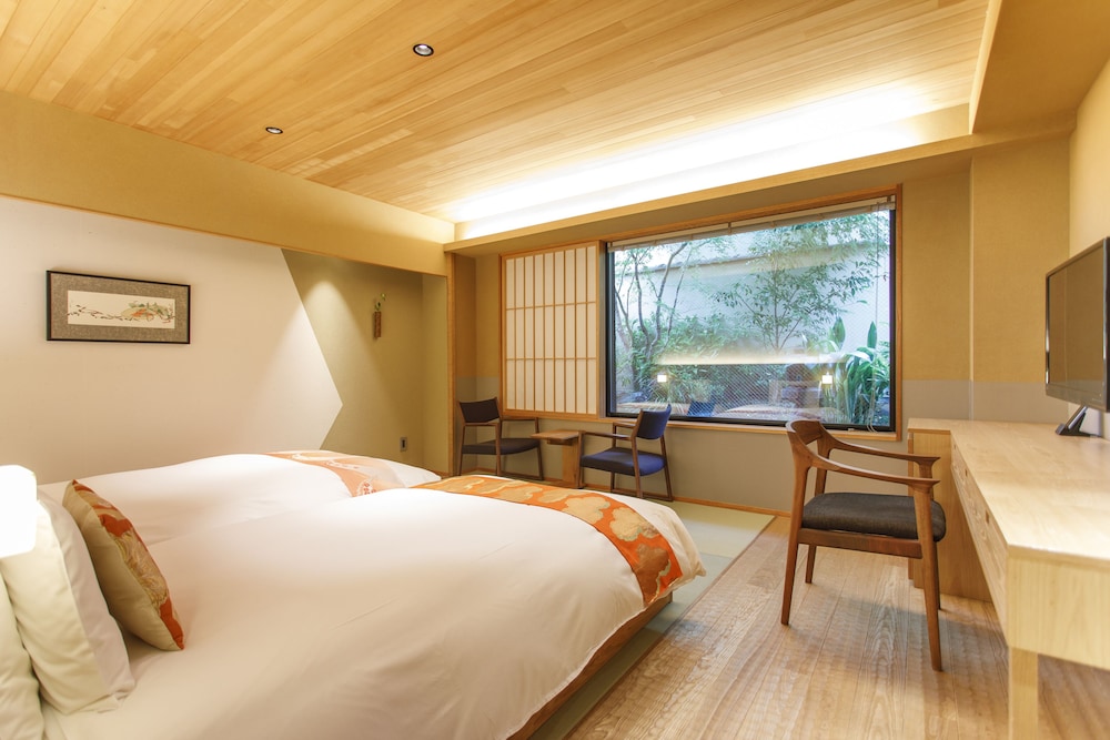 コンフォートツインルーム (庭付き) 禁煙 | ぎおん美先