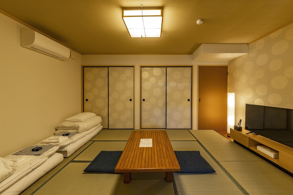 露天風呂つき和室 (お布団タイプ) 客室2 | ETAVIA 湯布院金鱗湖