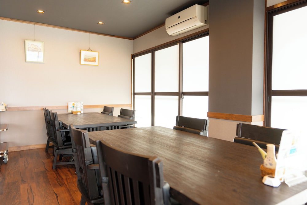 レストラン1 | 野沢温泉村の小さな料理民宿 畔上館