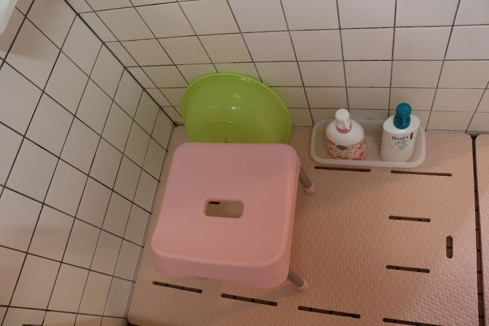 ファミリー ルーム バスルームの設備0 | コテージ 屋久杉の家