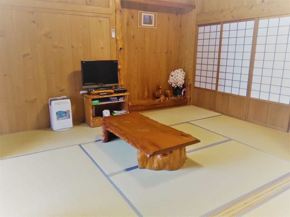 客室1 | コテージ 屋久杉の家 客室1 | コテージ 屋久杉の家