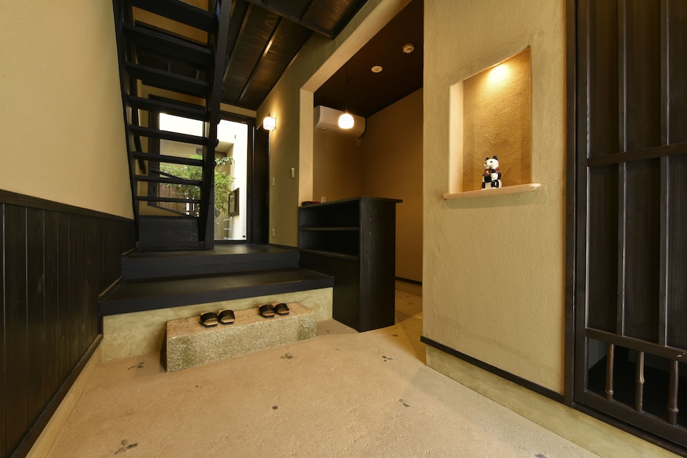 内部エントランス1 | しばし 梅屋町