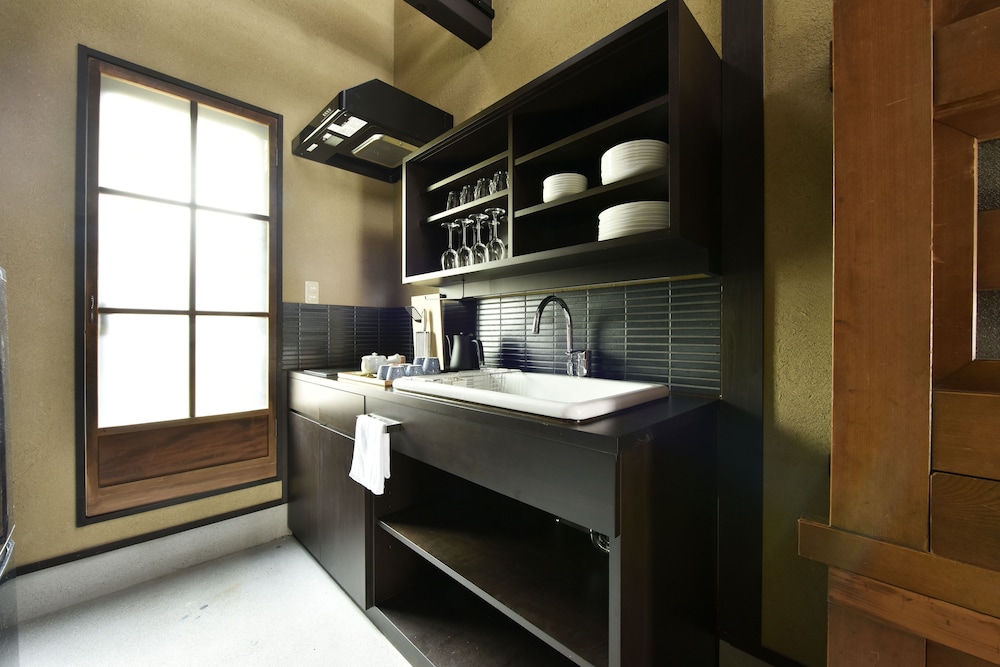一棟貸し町家 専用簡易キッチン1 | 藏や 南聖町