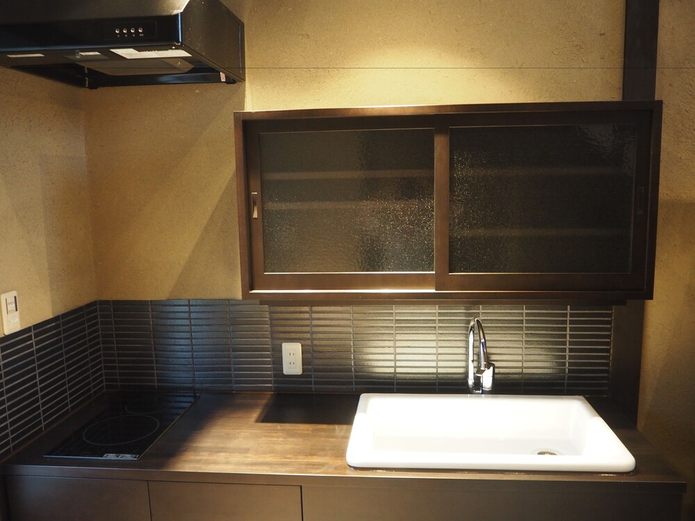 一棟貸し町家 専用簡易キッチン0 | 藏や 南聖町